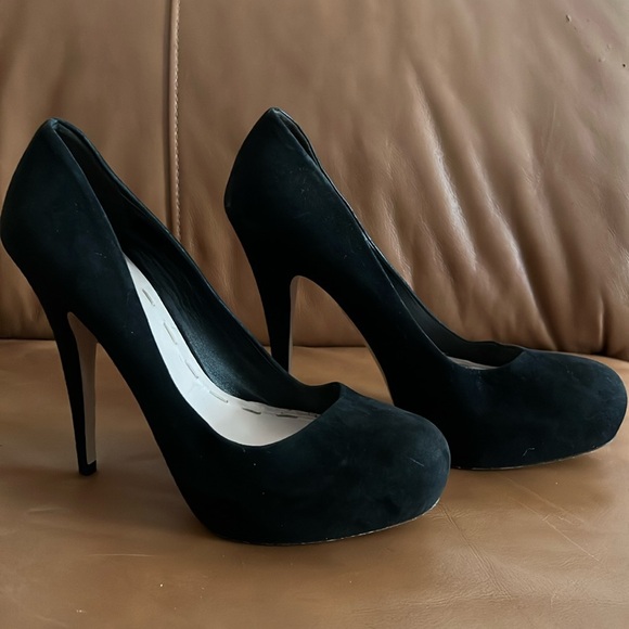 ⭐️MIU MIU Black Suede Sexy High Heels w/Rocked Platform - Picture 1 of 10